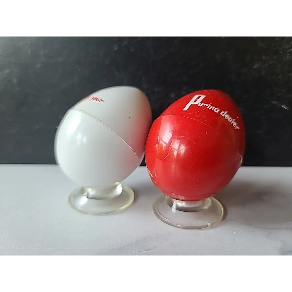 Purina Egg Shaped Salt And Pepper Shakers Vintage